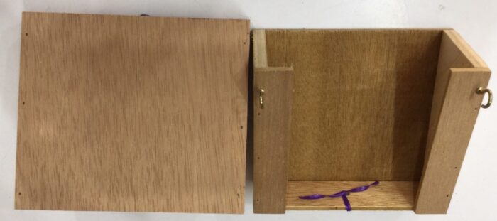 TBD 50% Wooden Hay Feeder - รางไม้ใส่หญ้า L (7335)