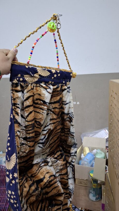 Cloth Hammock - เปลญวนผ้าสำหรับแมว