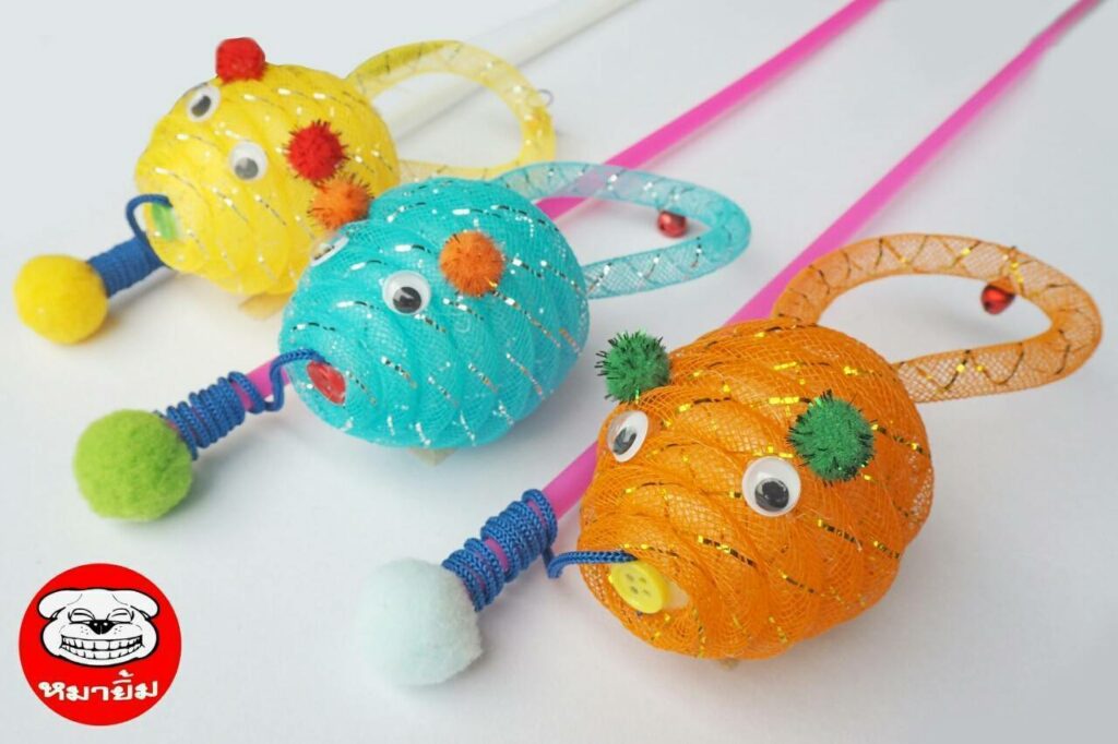 พบคำแนะนำในการเลือกกรงนกที่สมบูรณ์แบบ 10 Cat Toy Stick - ไม้ล่อแมวแฟนซี (12118)