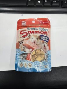 Ham Ham Bakery Dried Salmon - ขนมสัตว์เลี้ยง ปลาแซลมอนอบแห้ง 15g
