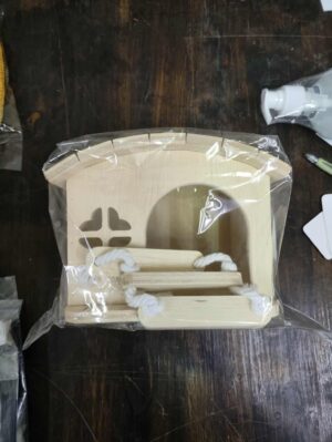 Wooden Hamster House - บ้านไม้สัตว์เลี้ยงขนาดเล็ก มีบันได แบบที่4 (10789)