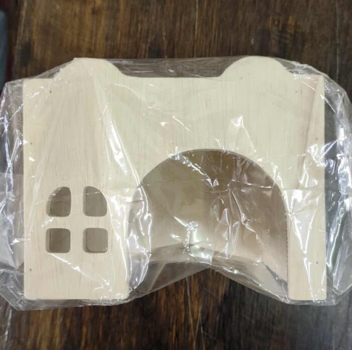 Wooden Hamster House - บ้านไม้แฮมสเตอร์ ไม่มีหลังคา มีขอบเนิน (13387)