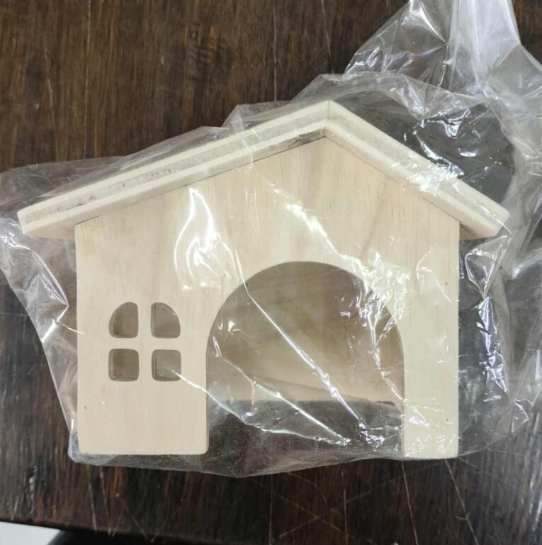 Wooden Hamster House - บ้านไม้แฮมสเตอร์ หลังคาเฉียง