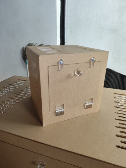IMG_20260106_135845 Clear Acrylic Cage - กรงอะคริลิคใส (20x20x20cm)(402404)