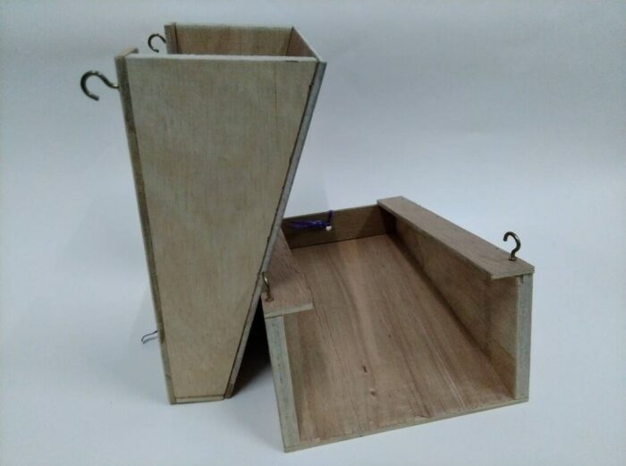 SOOS Wooden Hay Feeder - รางไม้ใส่หญ้า S (242930)