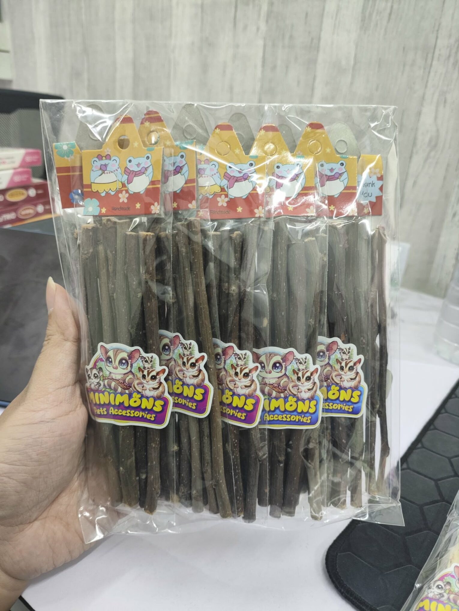 พบคำแนะนำในการเลือกกรงนกที่สมบูรณ์แบบ 8 Minimons Apple Wood - ไม้แอปเปิ้ล 20g (10753)