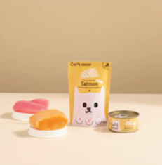 Cats Taste Pouch Tuna Topped With Salmon Gravy - อาหารแมวเปียกสูตรปลาทูน่าหน้าแซลมอนในเกรวี่ 75g (345013)