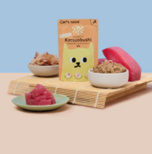 Cats Taste Pouch Tuna Topped With Katsuobushi Gravy Cats Taste Pouch Tuna Topped With Katsuobushi Gravy