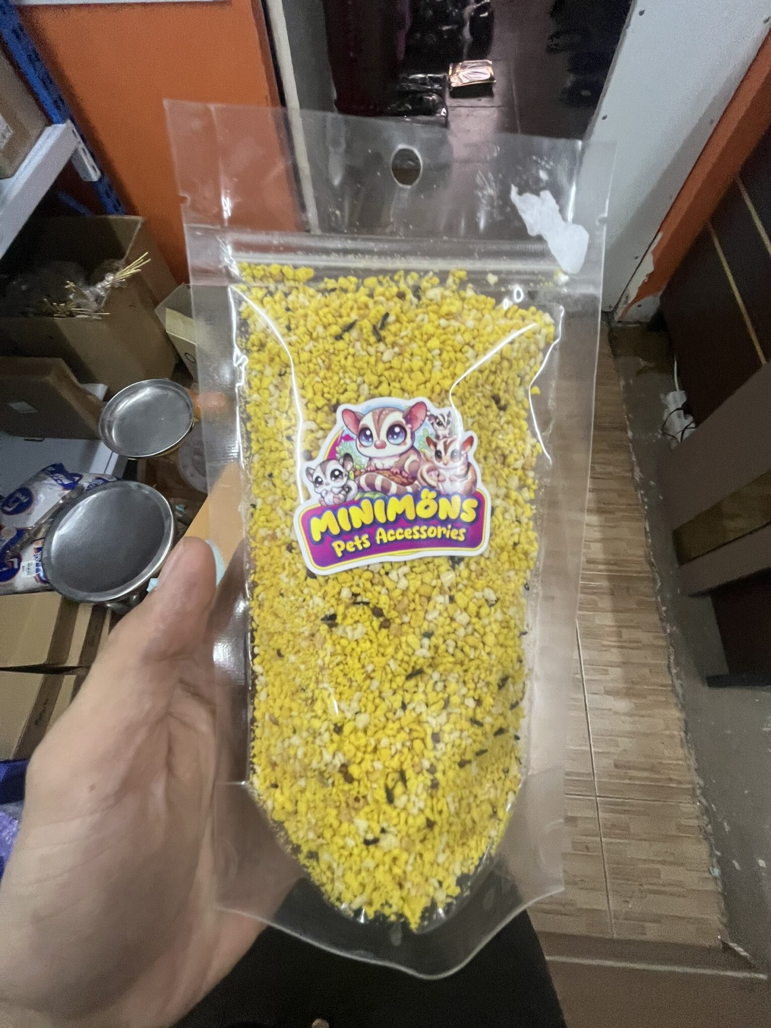 พบคำแนะนำในการเลือกกรงนกที่สมบูรณ์แบบ 7 Minimons Eggfood Dry - ขนมไข่อบแห้งผสมน้ำผึ้ง 100g (370635)