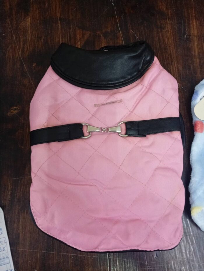 Pet Jacket - เสื้อแจ็คเก็ตสัตว์เลี้ยง มีช่องสำหรับสายจูง คละขนาด