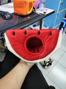 Patcharin Watermelon Cradle - เปลแตงโมสำหรับสัตว์เลี้ยง XL (11x6x6นิ้ว)(540349)