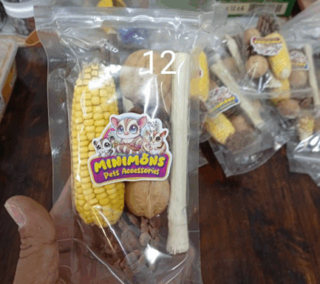 Collection of Toothpicks for Rodents - รวมของลับฟัน ไม้แอปเปิ้ล ลูกสน วอลนัท ข้าวโพด (448218)