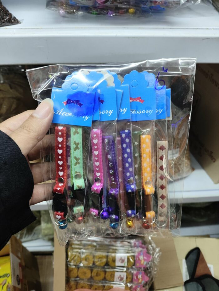 Pet Collar - ปลอกคอคละลายติดกระดิ่งเล็ก 6นิ้ว (496423)
