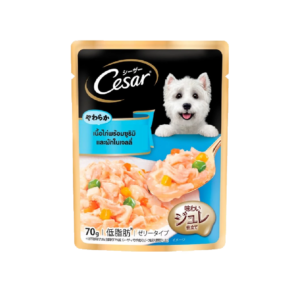 Cesar Pouch Chicken with Surimi and Vegetables in Jelly - อาหารเปียกสุนัข รสเนื้อไก่พร้อมซูริมิและผักในเจลลี่ 70g Cesar Pouch Chicken with Surimi and Vegetables in Jelly - อาหารเปียกสุนัข รสเนื้อไก่พร้อมซูริมิและผักในเจลลี่ 70g