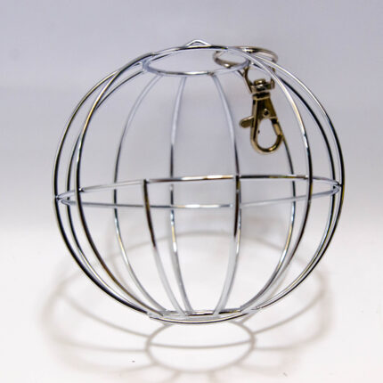 ที่วางหญ้าโลหะ 519233 Metal Hay Holder with Chain - ที่วางหญ้าโลหะพร้อมโซ่ (10.3x10.3x11cm)