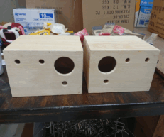 Wood Bird Nest - กล่องไม้รังเพาะ เล็กสั้น รูซ้าย (20x16x14cm)(584957)
