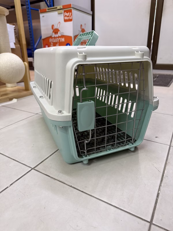 Pet Carrier Box - กล่องเดินทางสำหรับสัตว์เลี้ยง (48x32x30) (808355)